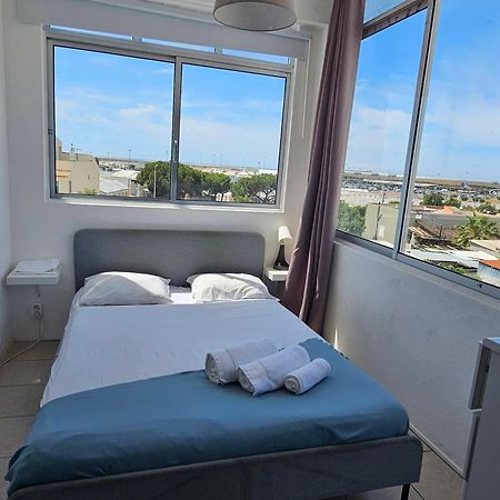 Blife Marya Private Rooms - Airport Stay FAO Rum bild