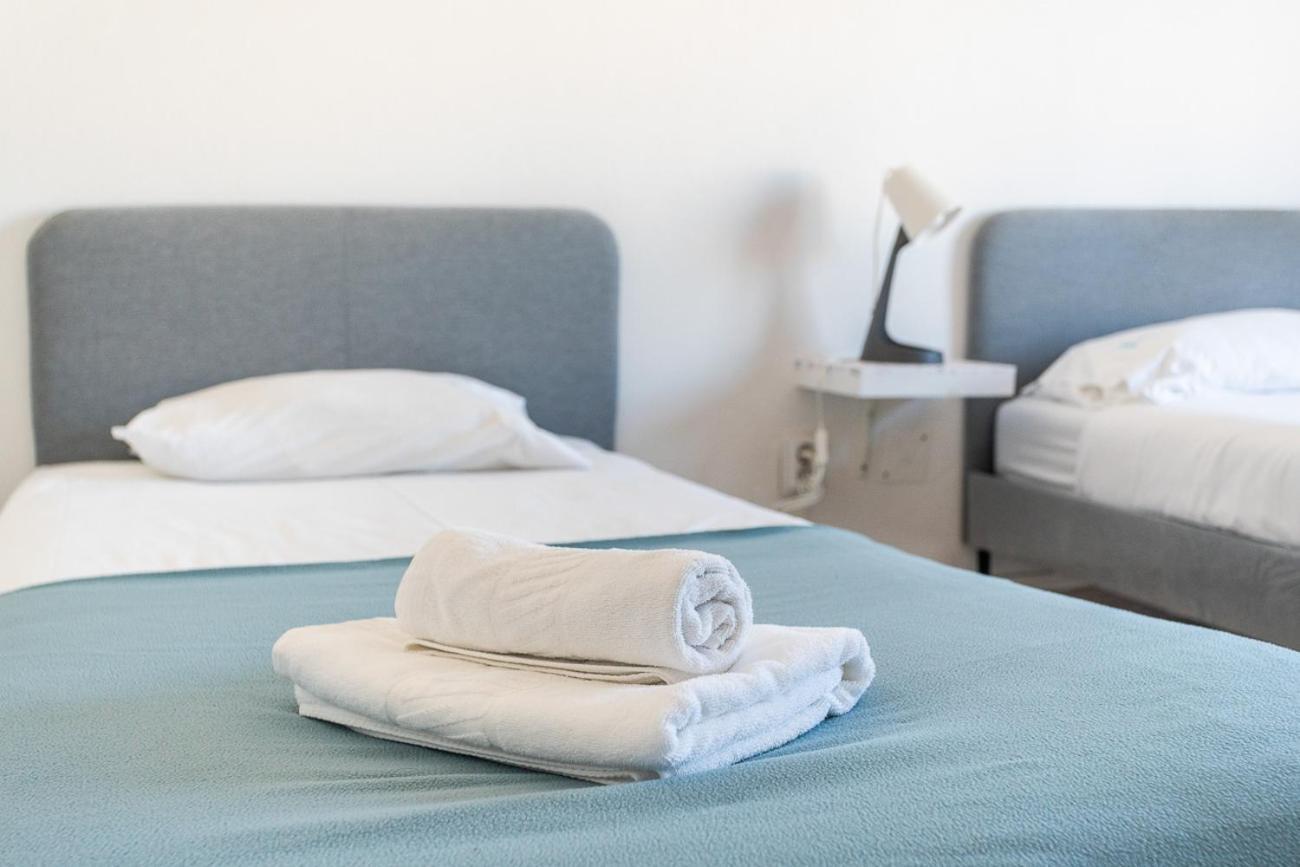 Blife Marya Private Rooms - Airport Stay FAO Exteriör bild