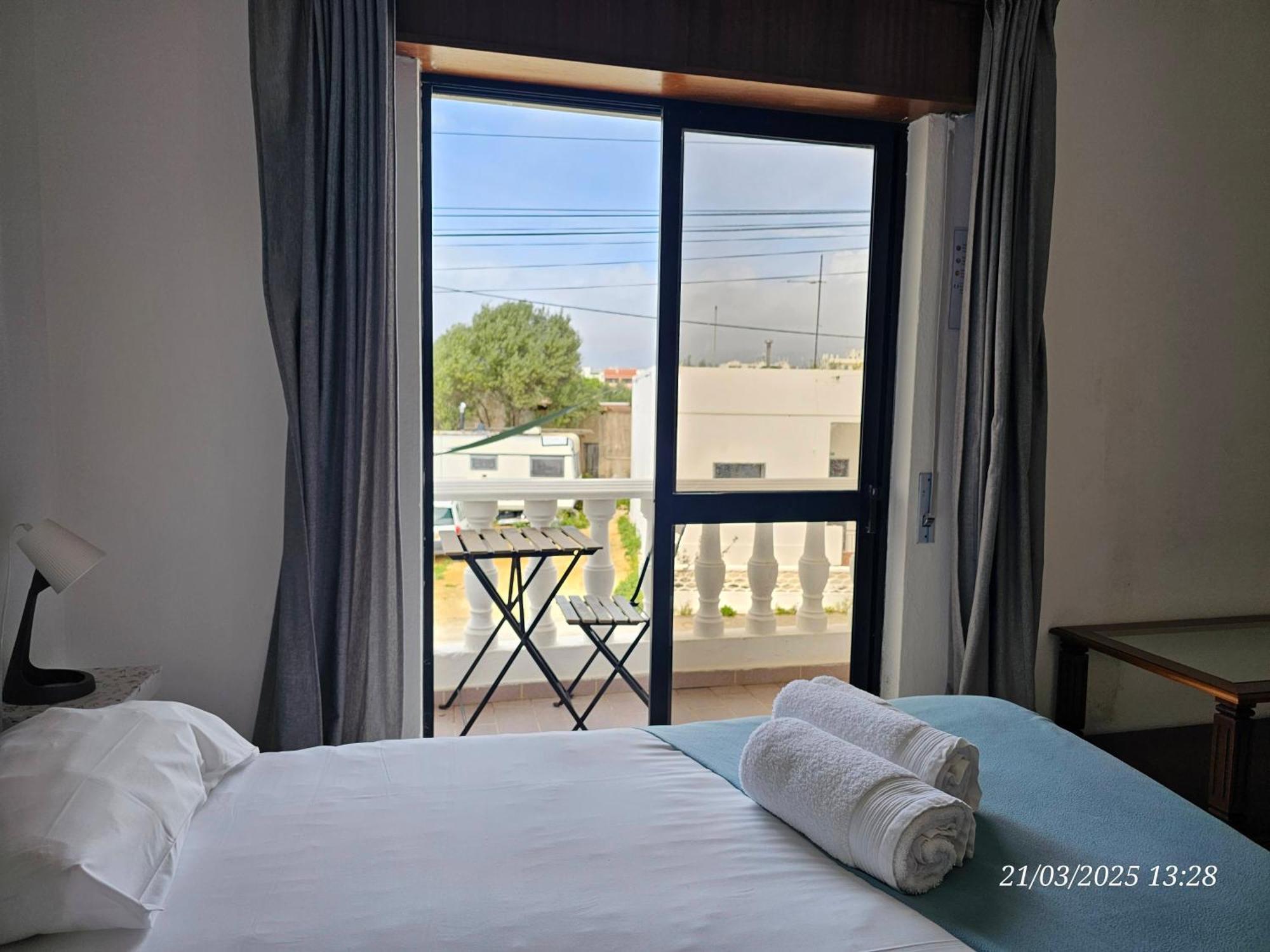 Blife Marya Private Rooms - Airport Stay FAO Rum bild